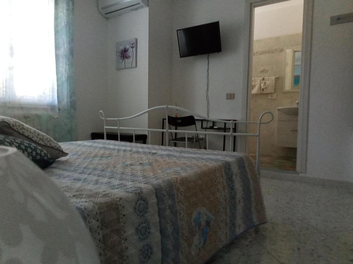 Phiniscollis B&B La Caletta Exterior foto